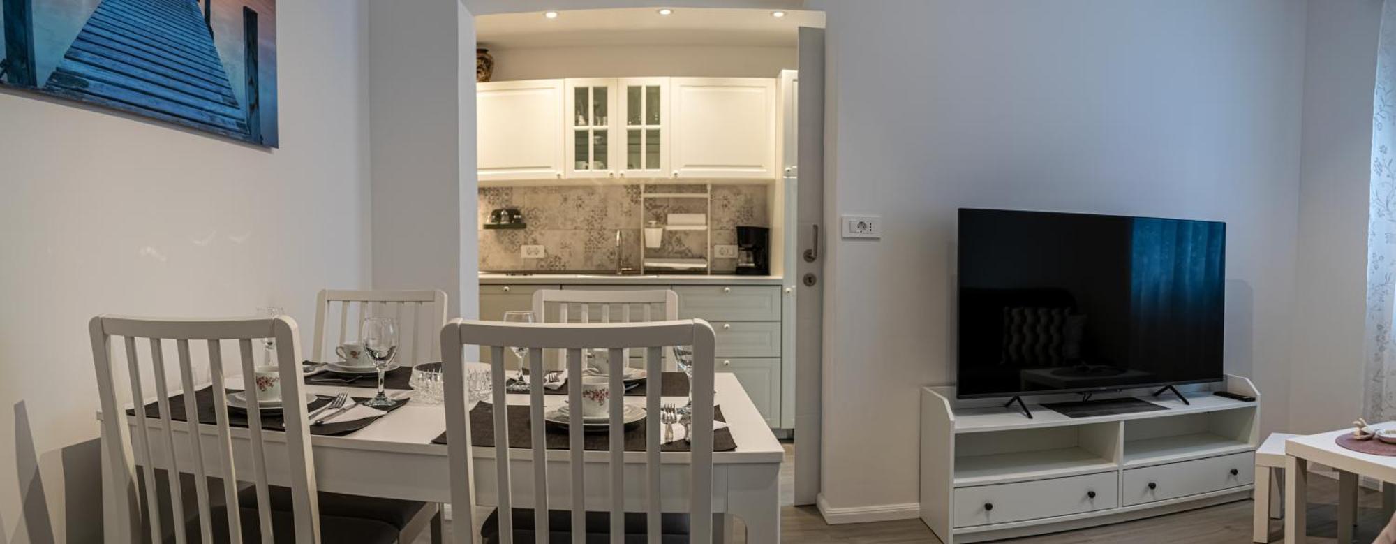 Apartments Vodaric Крес Екстериор снимка